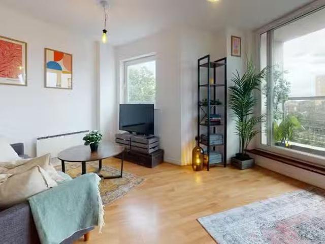 House for rent in Shacklewell, Greater London