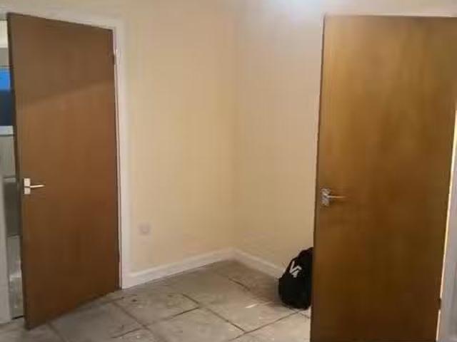 House for rent in Holmewood, West Yorkshire