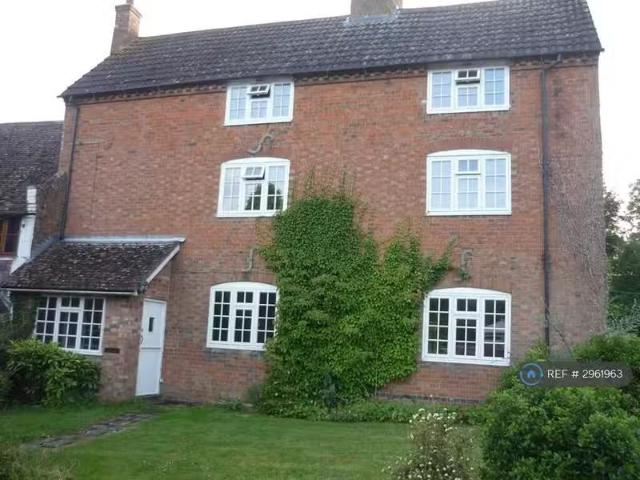 House for rent in Broadwell, New Bilton