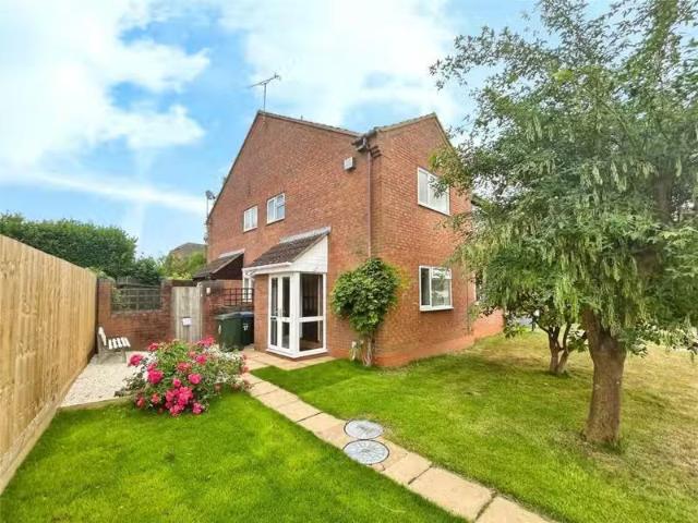 House for rent in Stivichall, West Midlands