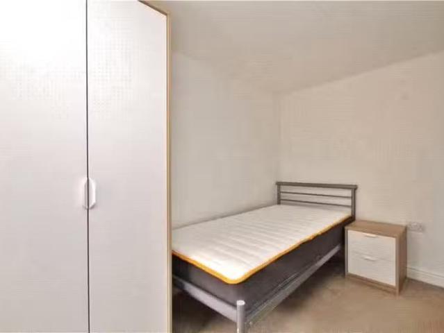 House for rent in Westborough, Surrey
