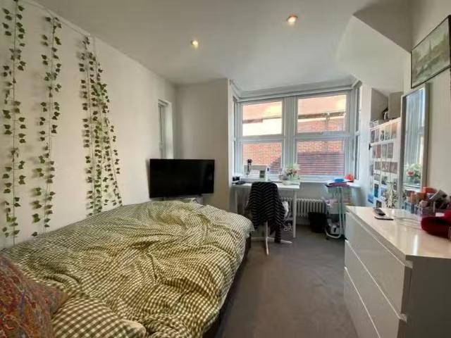 House for rent in Downley, Buckinghamshire