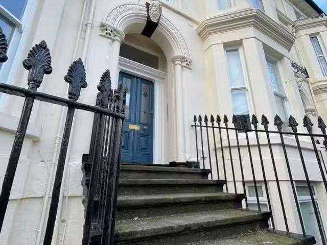 Apartment for rent in Calderstones