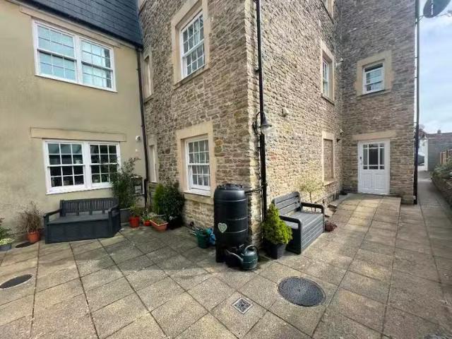 Apartment for rent in Frome