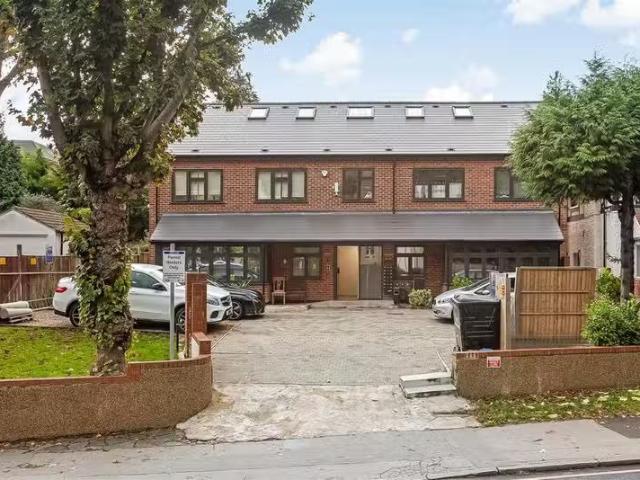 Apartment for rent in Red Hill, Surrey