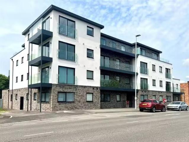 Apartment for rent in Oakdale, Poole
