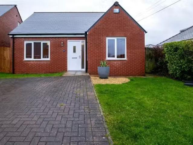 House for rent in Milnshaw, Backburn