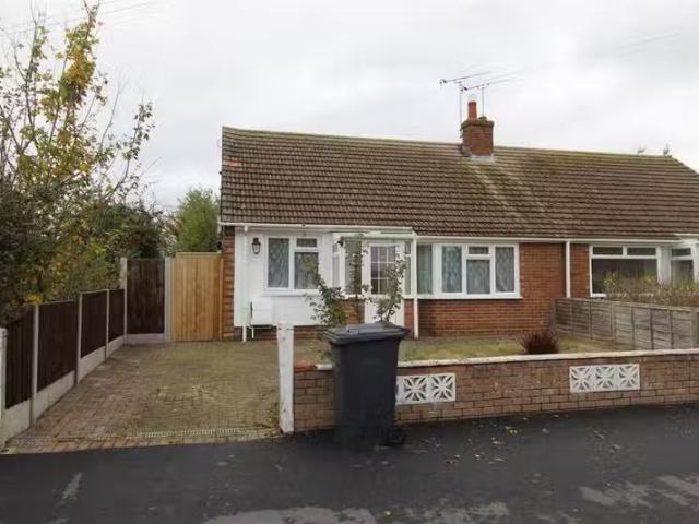 House for rent in Greenhill, The Bridge