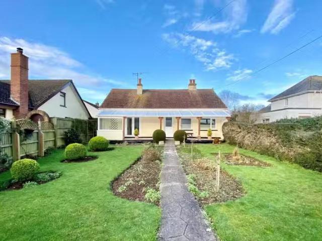 House for rent in Budlake, Devon