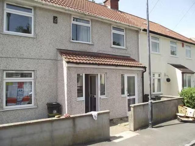 House for rent in London Borough of Ealing, Greater London