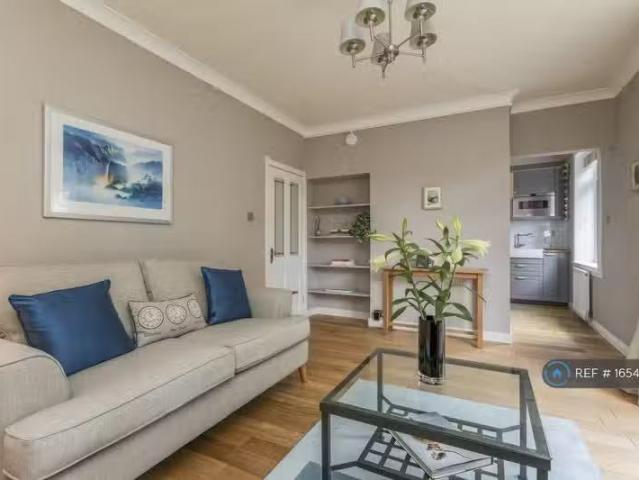 House for rent in Firrhill, Comiston