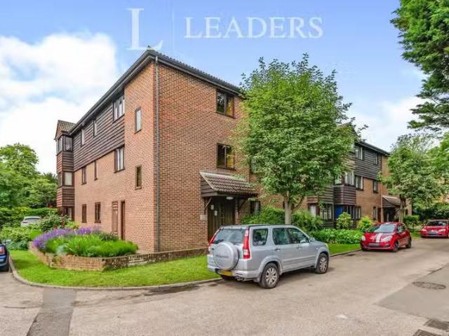 House for rent in Blackhills, Surrey