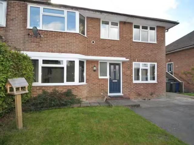 House for rent in Wrecclesham, Fole