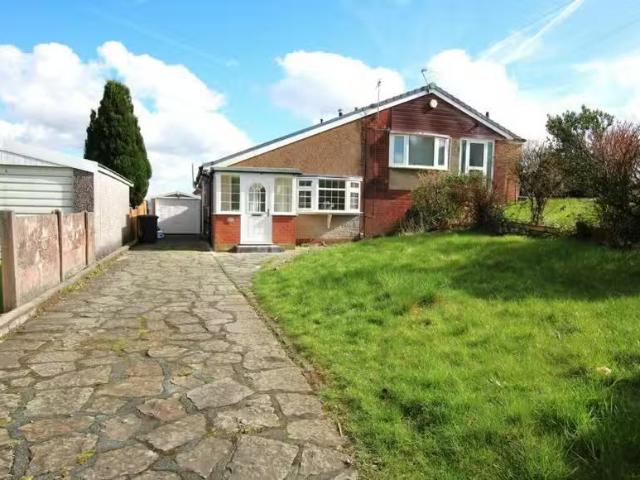 House for rent in Four Lane Ends, Blackburn