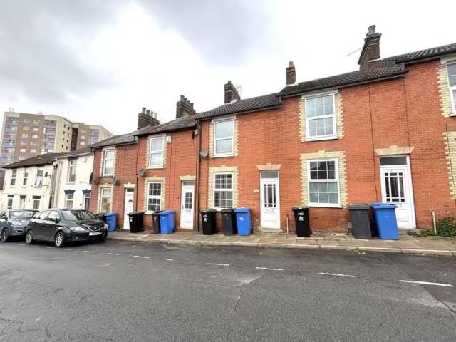 House for rent in The Dales, Key Street