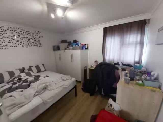 Apartment for rent in Hales Place, The Bridge