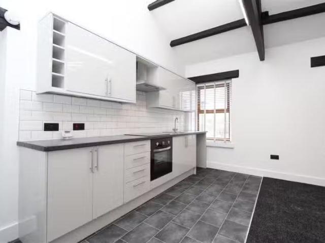 Apartment for rent in Birkenshaw, West Yorkshire
