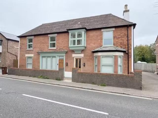 Apartment for rent in Frogmore, Five Acres
