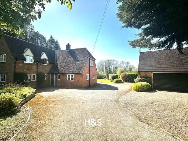 House for rent in Bailbrook, Dulcote