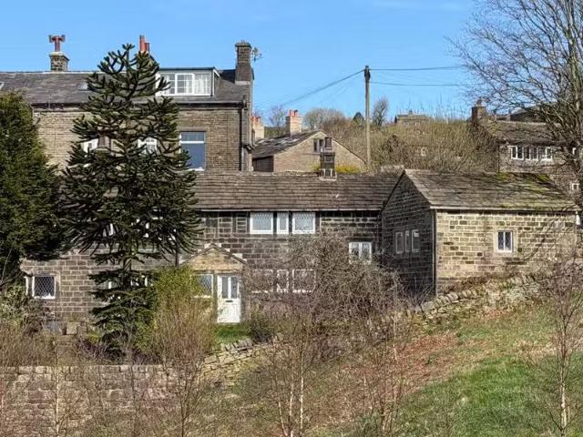 House for rent in Mytholm, West Yorkshire