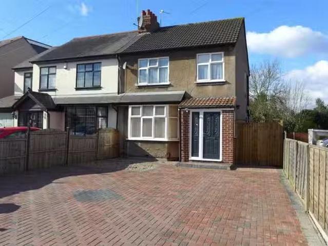 House for rent in Stivichall, West Midlands