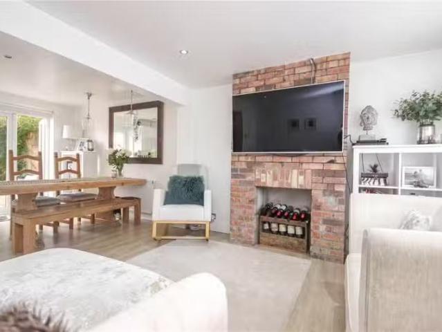 House for rent in Kingswood