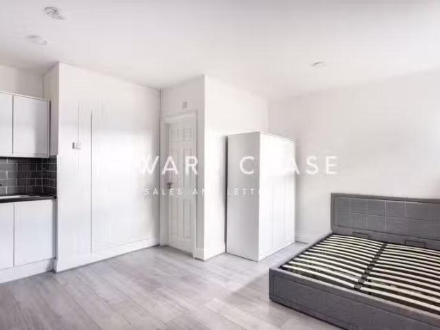 House for rent in Hainault, Greater London