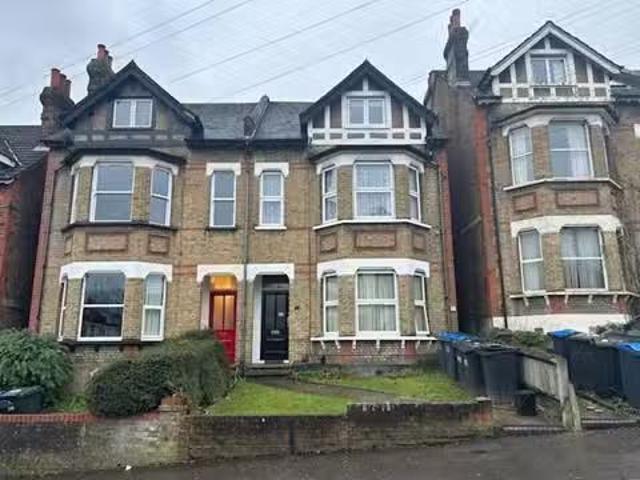 House for rent in London Borough of Croydon, Greater London