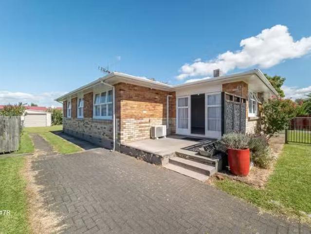 House for rent in Fairburn, Northland
