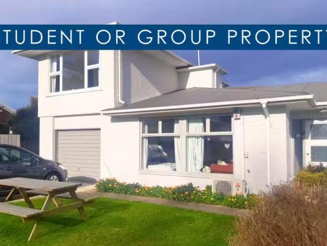 House for rent in Chaslands, Canterbury