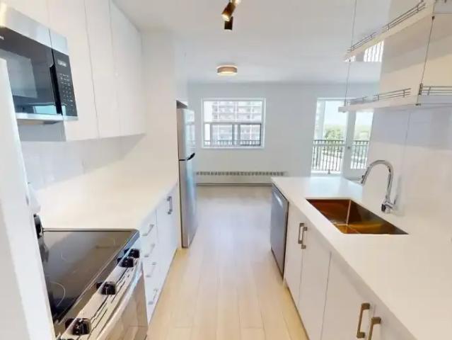 Apartment for rent in Burlington, Ontario