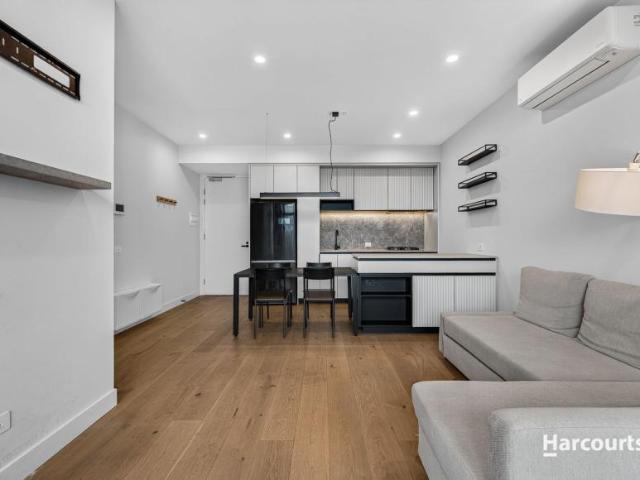 Apartment for sale in Burwood East, Melbourne