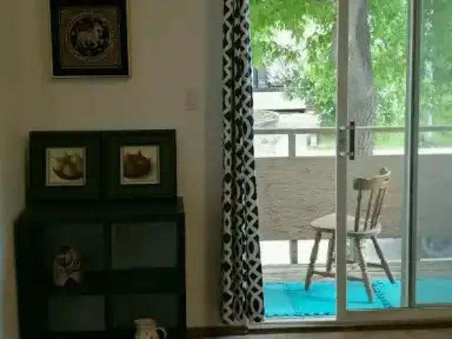 Apartment for rent in Capitol Hill, Calgary