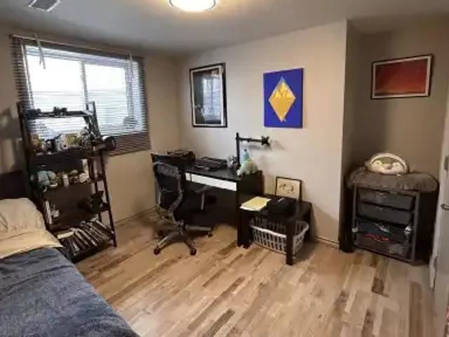 Apartment for rent in Glamorgan, Calgary