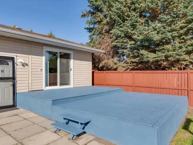 Apartment for rent in Deer Ridge, Calgary
