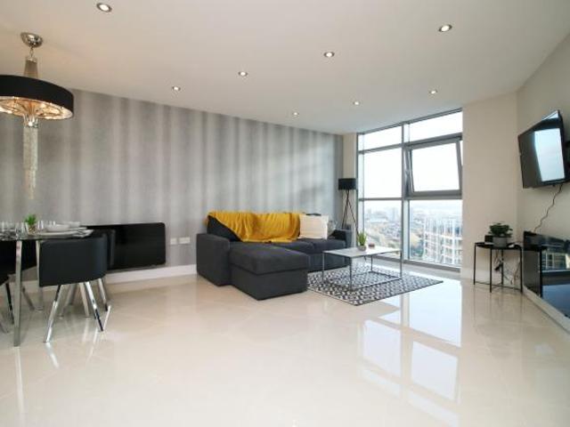 Apartment for rent in Falcon Lodge, Wales