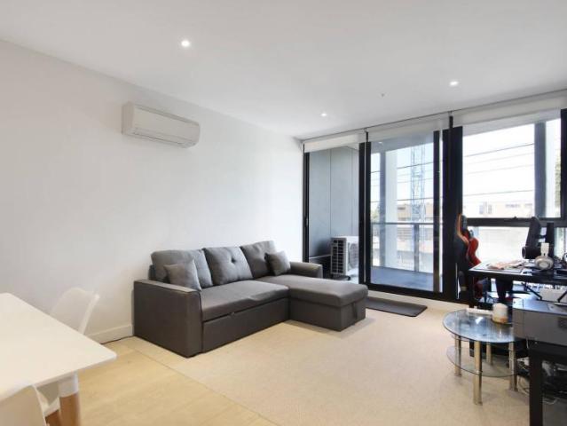 Apartment for sale in Carnegie, Melbourne