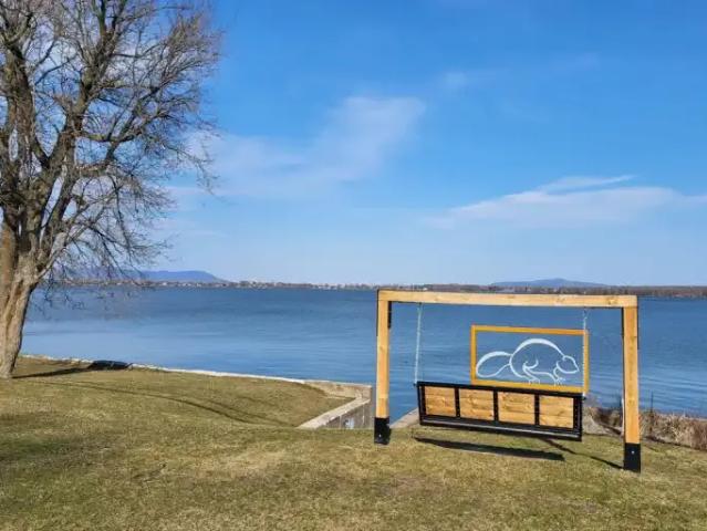 Apartment for rent in La Vallée-du-richelieu, Quebec