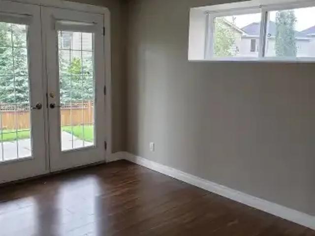 Apartment for rent in Sunset Ridge, Town of Cochrane