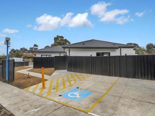 Apartment for rent in Cranbourne, Melbourne