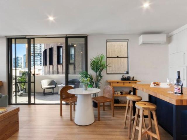 Apartment for sale in Crows Nest, Queensland