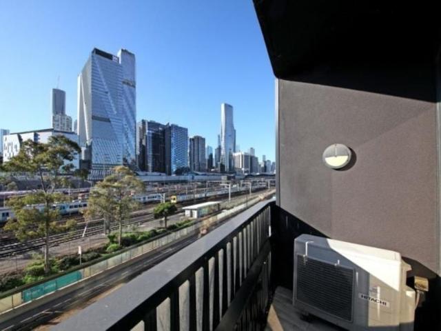 Apartment for sale in Docklands, Melbourne