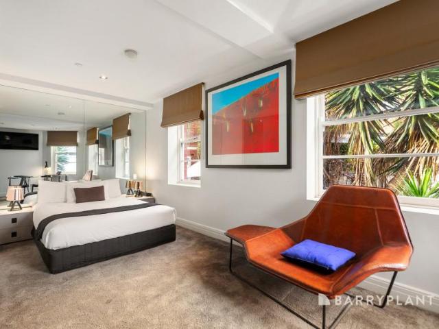 Apartment for rent in East Melbourne, Melbourne