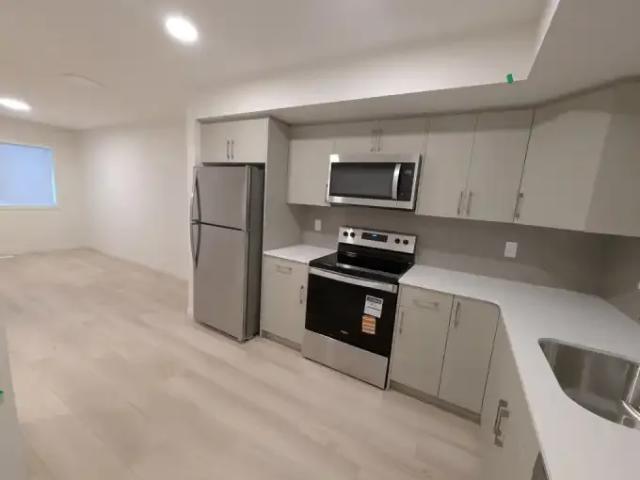 Apartment for rent in Wedgewood, Alberta