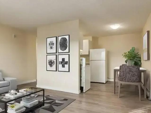 Apartment for rent in Wedgewood, Alberta