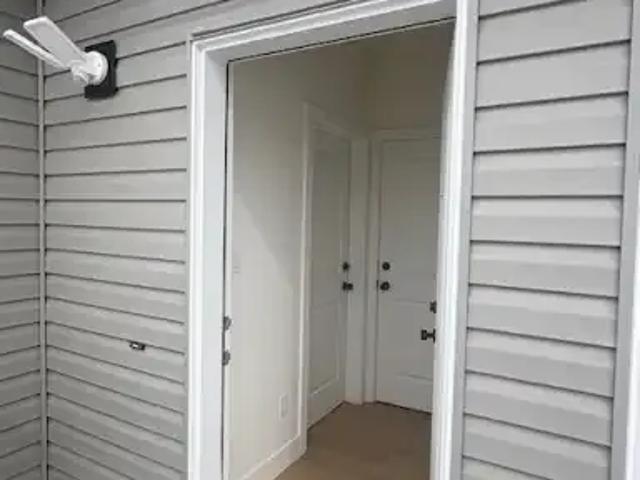 Apartment for rent in Wedgewood, Alberta