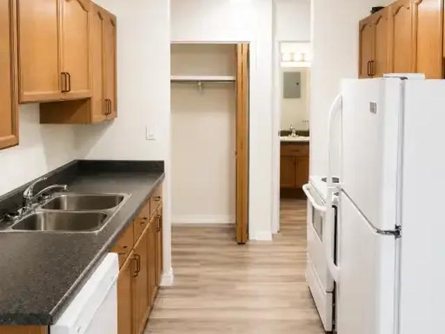 Apartment for rent in Wedgewood, Alberta