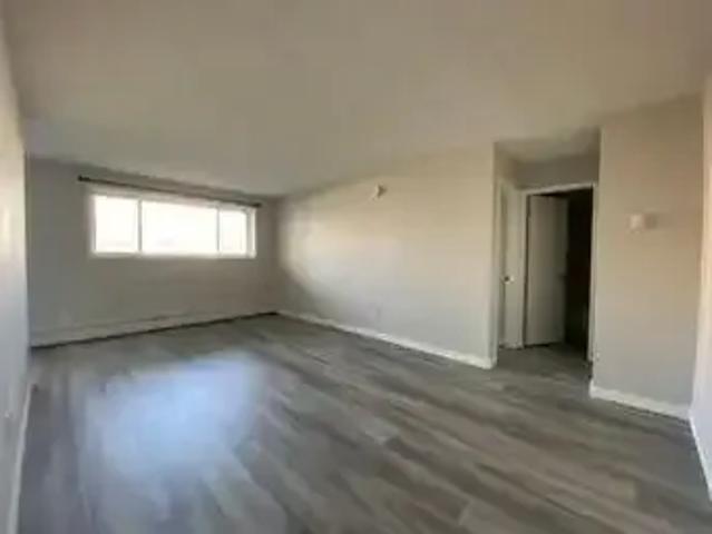 Apartment for rent in Wedgewood, Alberta