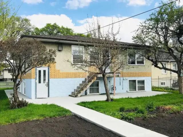 Apartment for rent in Wedgewood, Alberta