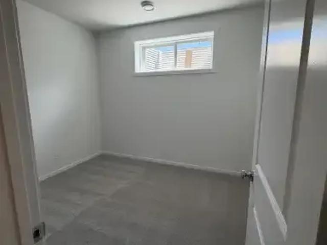 Apartment for rent in Wedgewood, Alberta